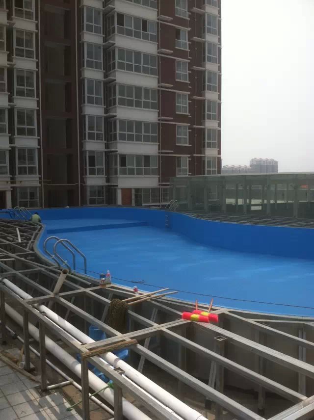 钢结构拼装整体泳池建设